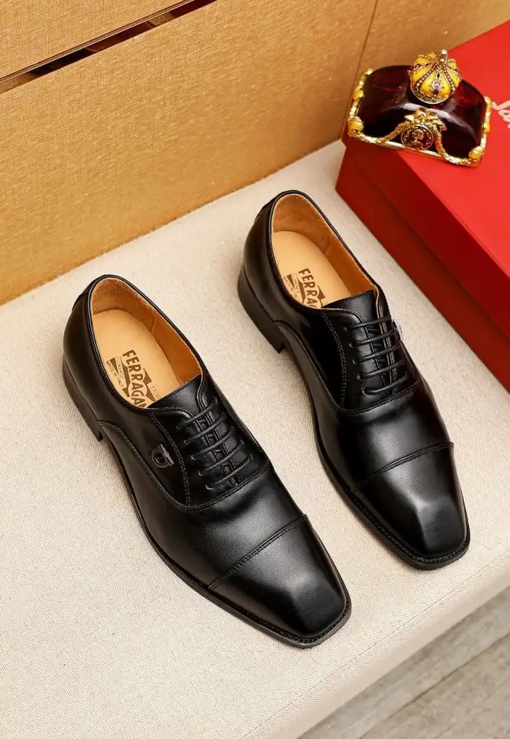 hype Ferragamo Leather Shoes