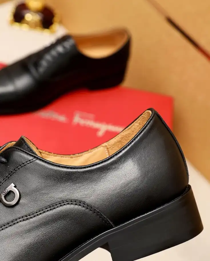 hype Ferragamo Leather Shoes