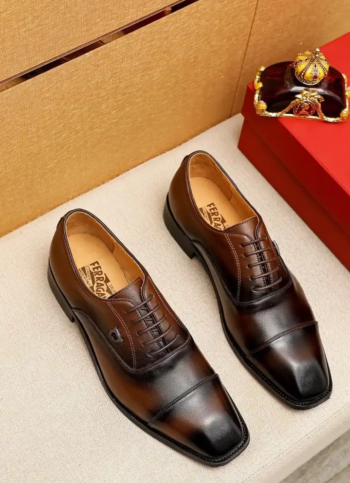 hype Ferragamo Leather Shoes