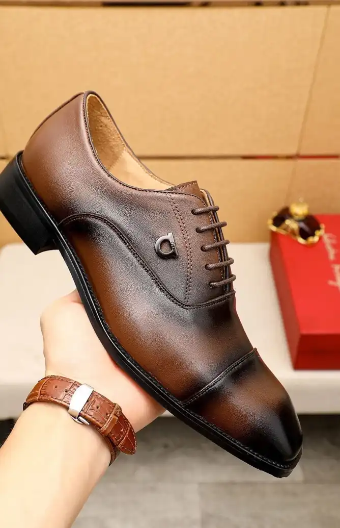 hype Ferragamo Leather Shoes