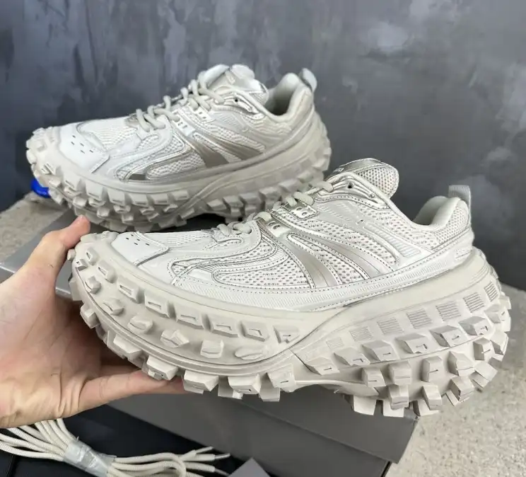 hype Balenciaga Sneakers