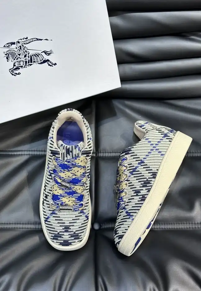 hype Burberry Sneakers