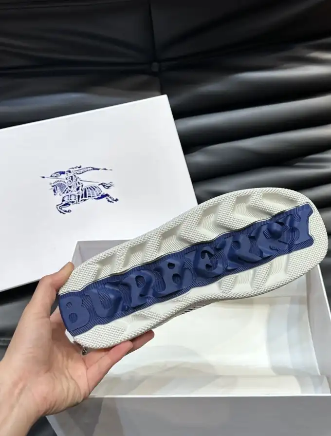 hype Burberry Sneakers