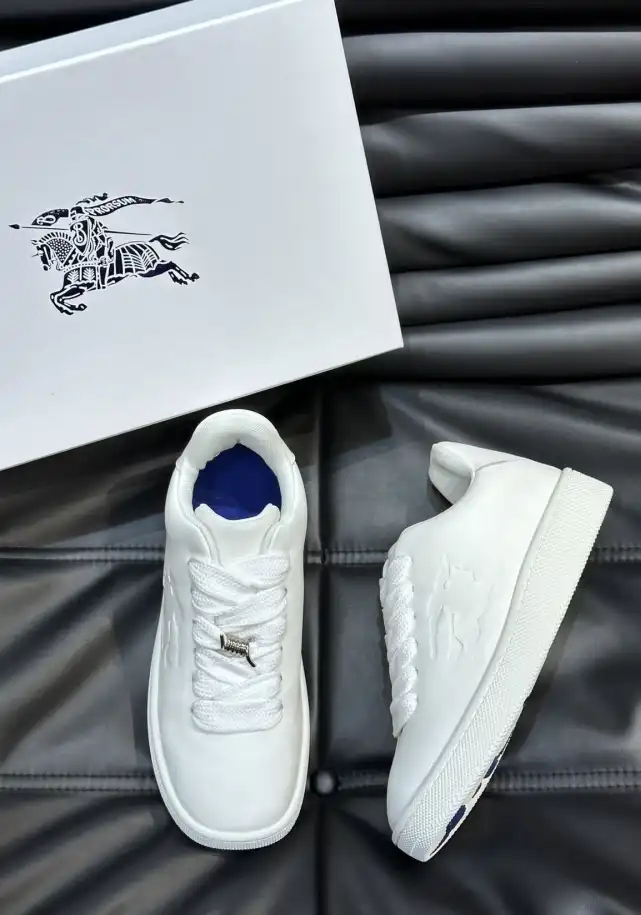 hype Burberry Sneakers