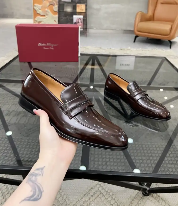 hype Ferragamo Leather Shoes