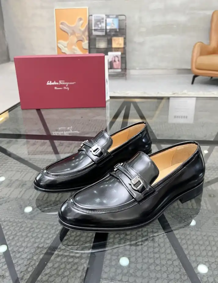 hype Ferragamo Leather Shoes