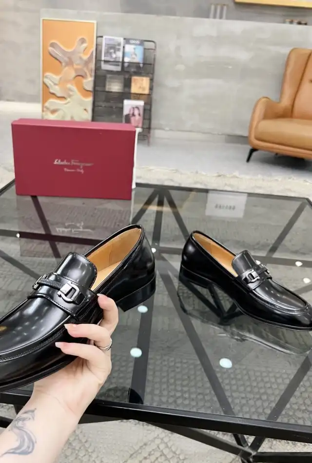 hype Ferragamo Leather Shoes