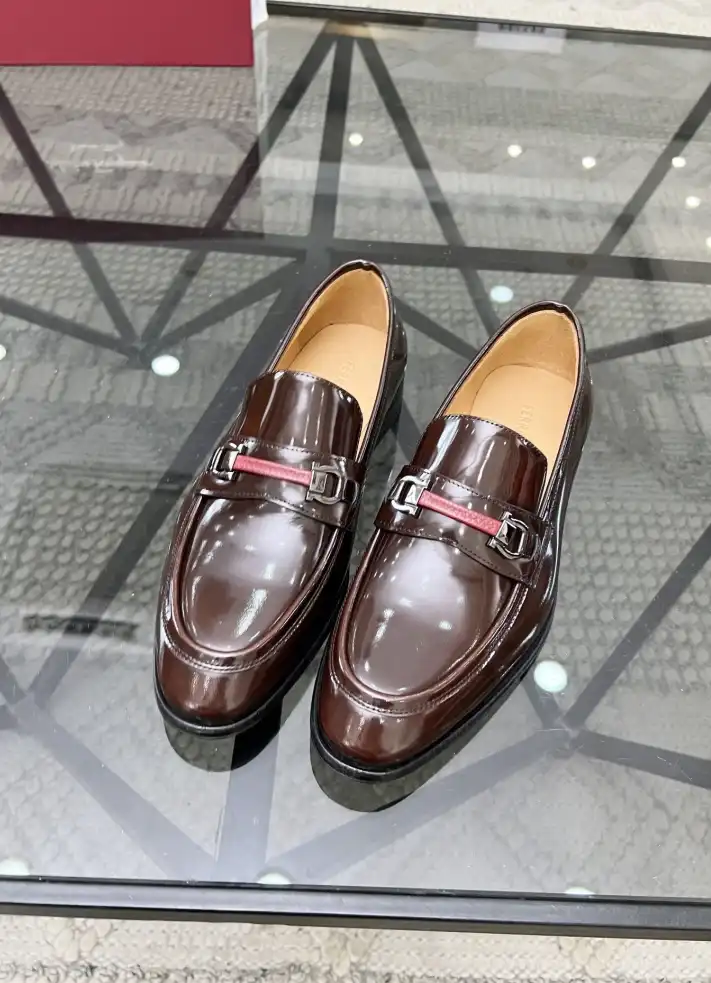 hype Ferragamo Leather Shoes