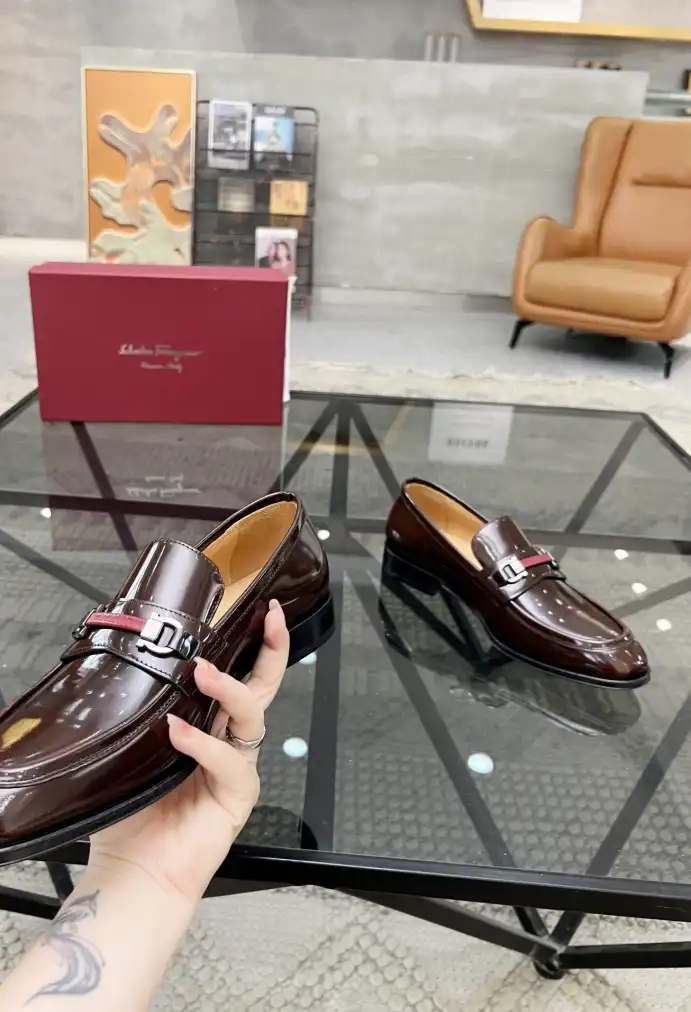 hype Ferragamo Leather Shoes