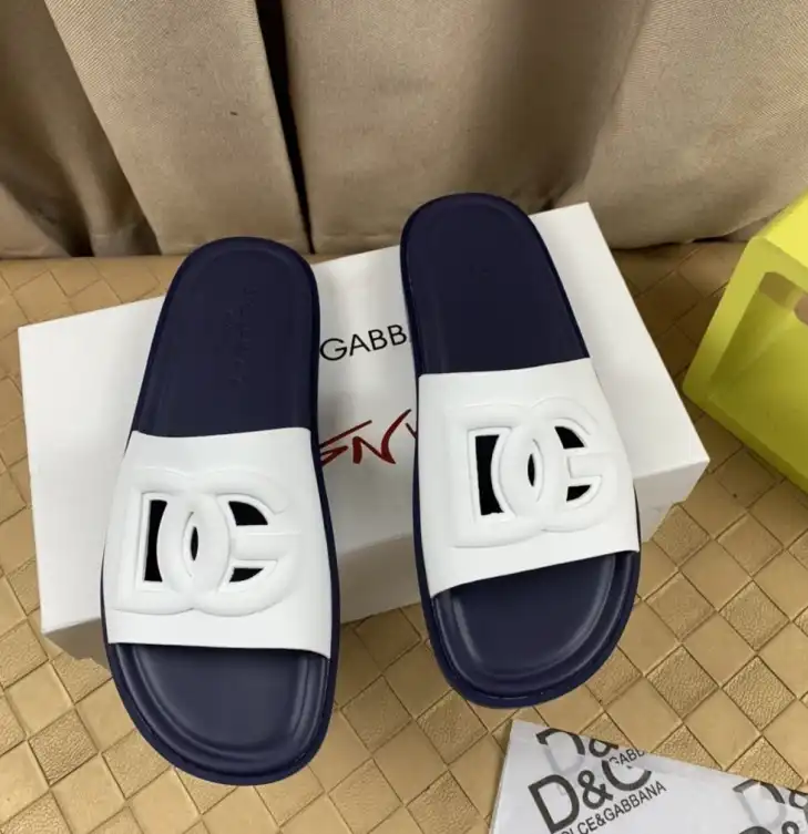 hype Dolce & Gabbana Slippers