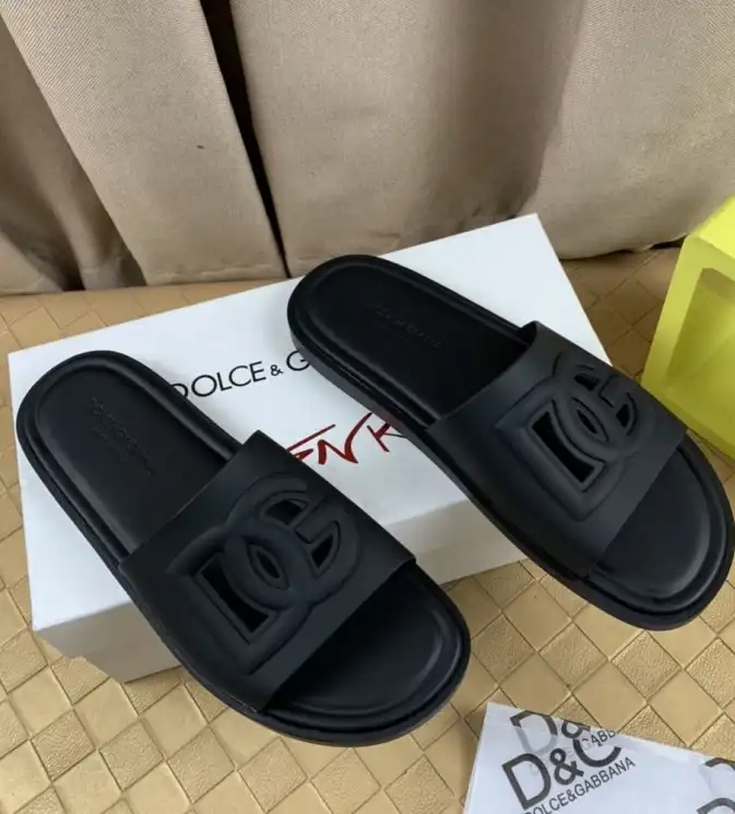 hype Dolce & Gabbana Slippers