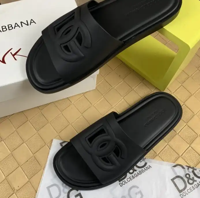 hype Dolce & Gabbana Slippers