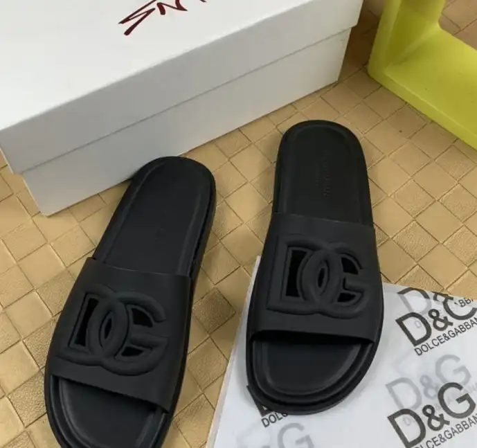 hype Dolce & Gabbana Slippers