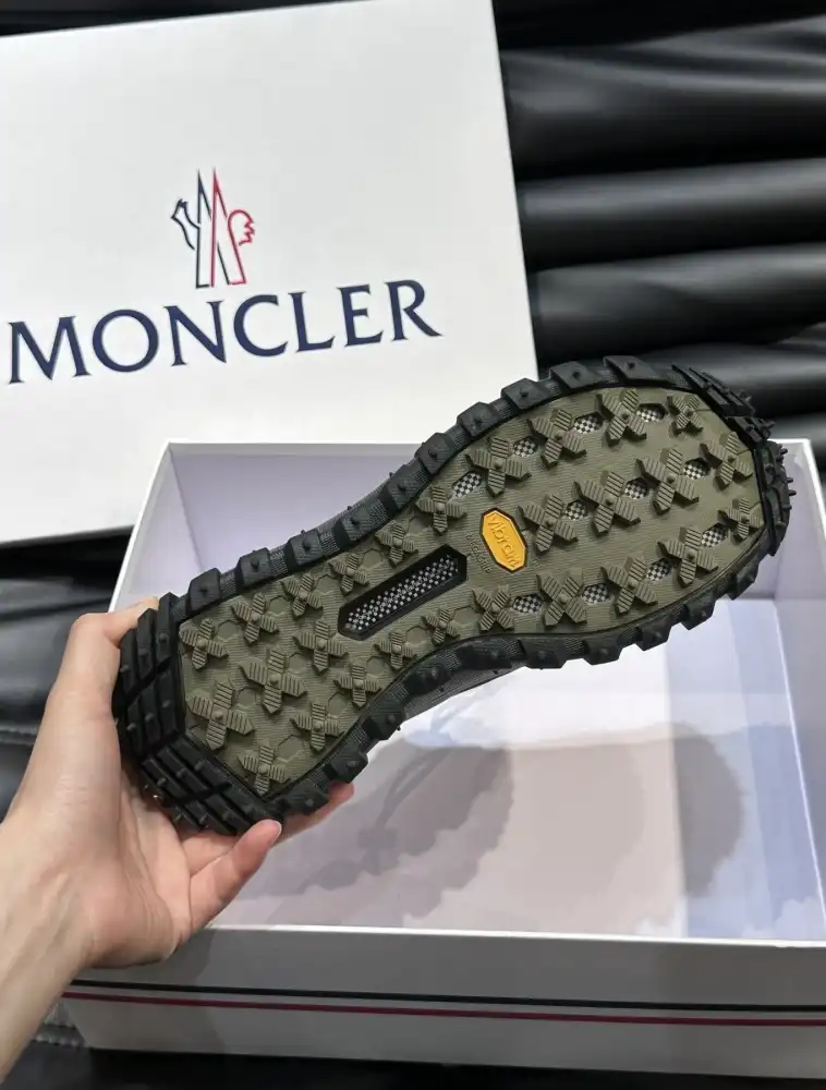 hype Moncler Sneakers