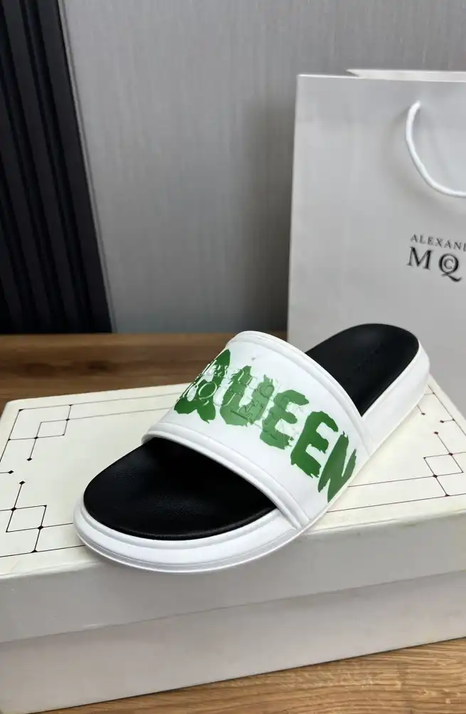 hype Alexander Mcqueen slippers