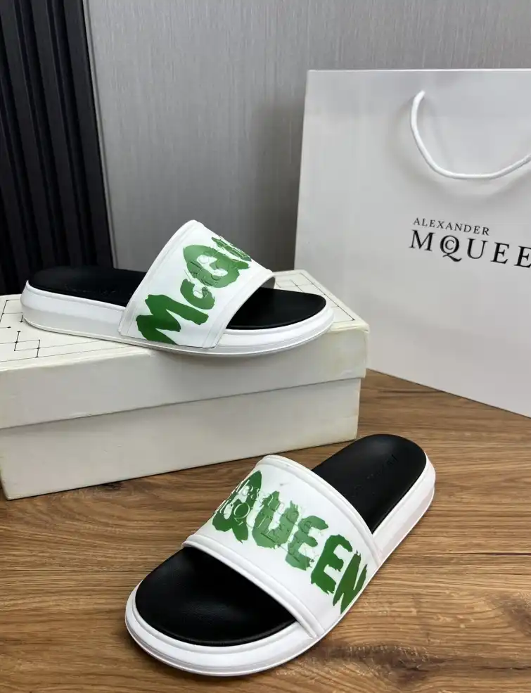 hype Alexander Mcqueen slippers