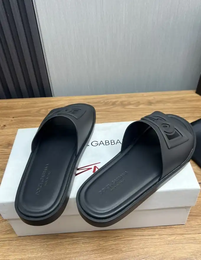 hype Dolce & Gabbana Slippers