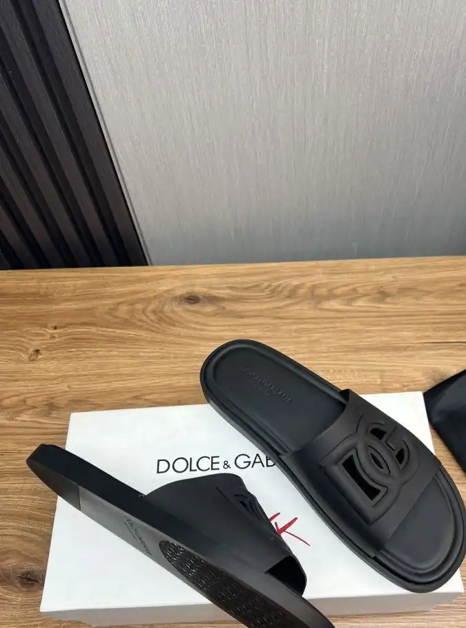 hype Dolce & Gabbana Slippers