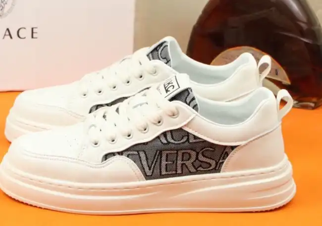 hype Givenchy Sneakers