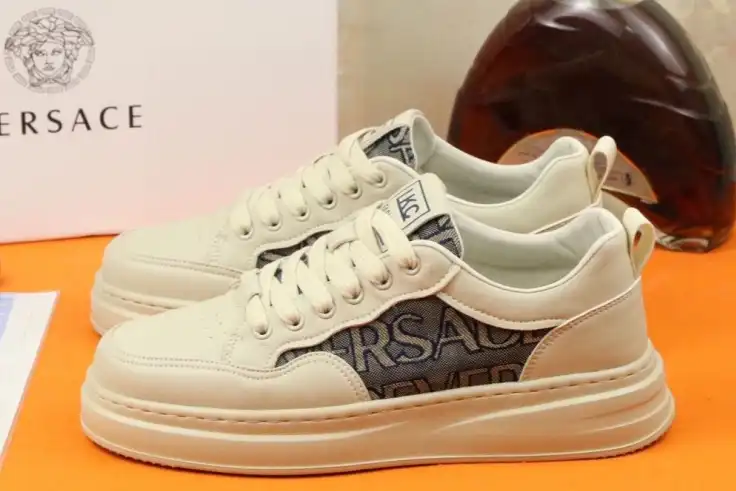 hype Givenchy Sneakers