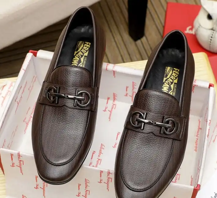 hype Ferragamo Leather Shoes