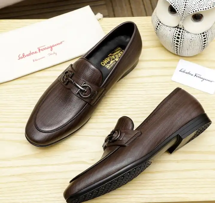 hype Ferragamo Leather Shoes