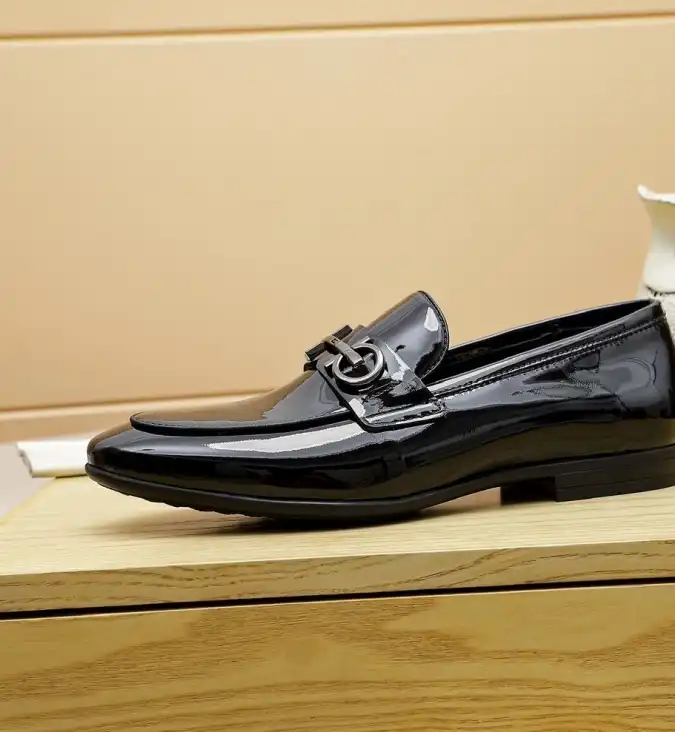 hype Ferragamo Leather Shoes