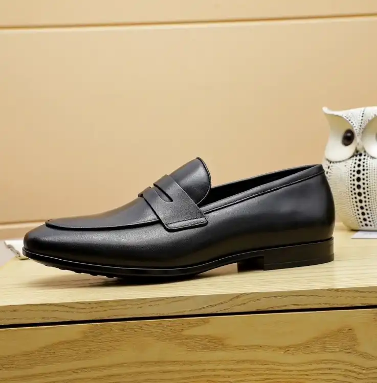 hype Ferragamo Leather Shoes