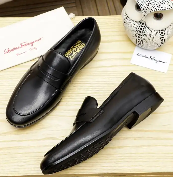 hype Ferragamo Leather Shoes