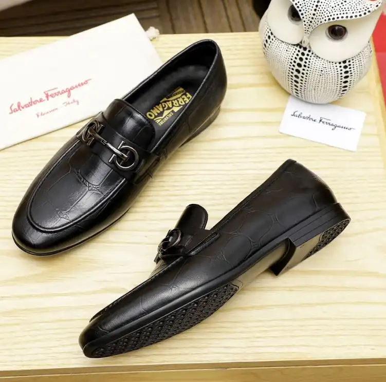 hype Ferragamo Leather Shoes