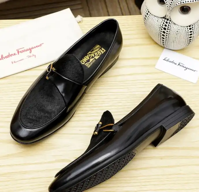 hype Ferragamo Leather Shoes