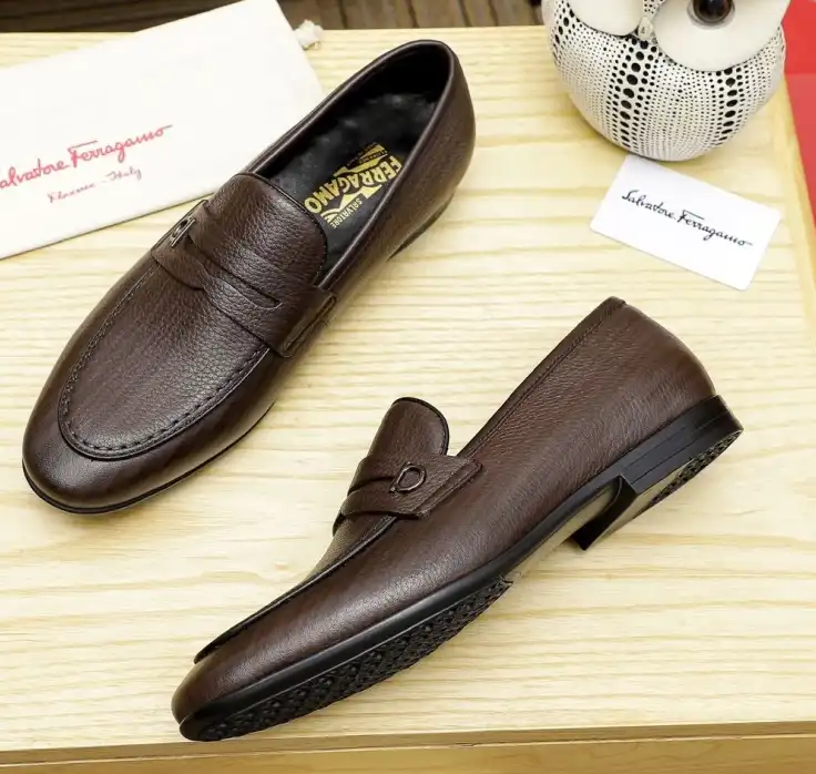 hype Ferragamo Leather Shoes