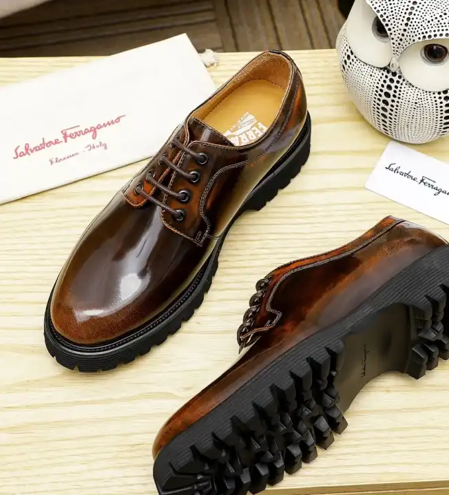 hype Ferragamo Leather Shoes