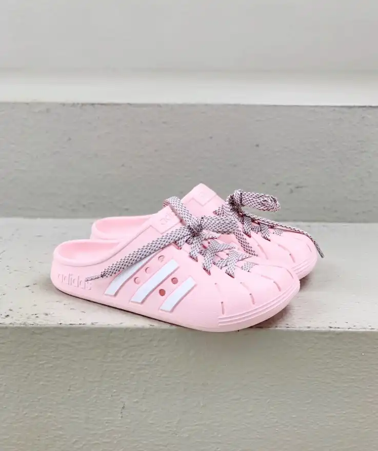 hype Adidas slippers