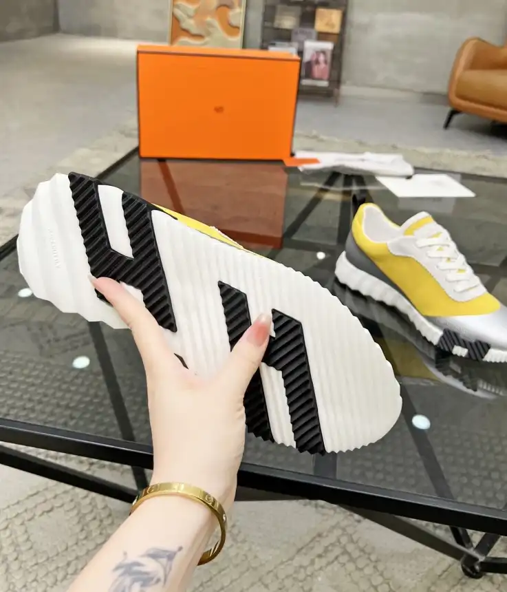 hype Hermes Casual Shoes