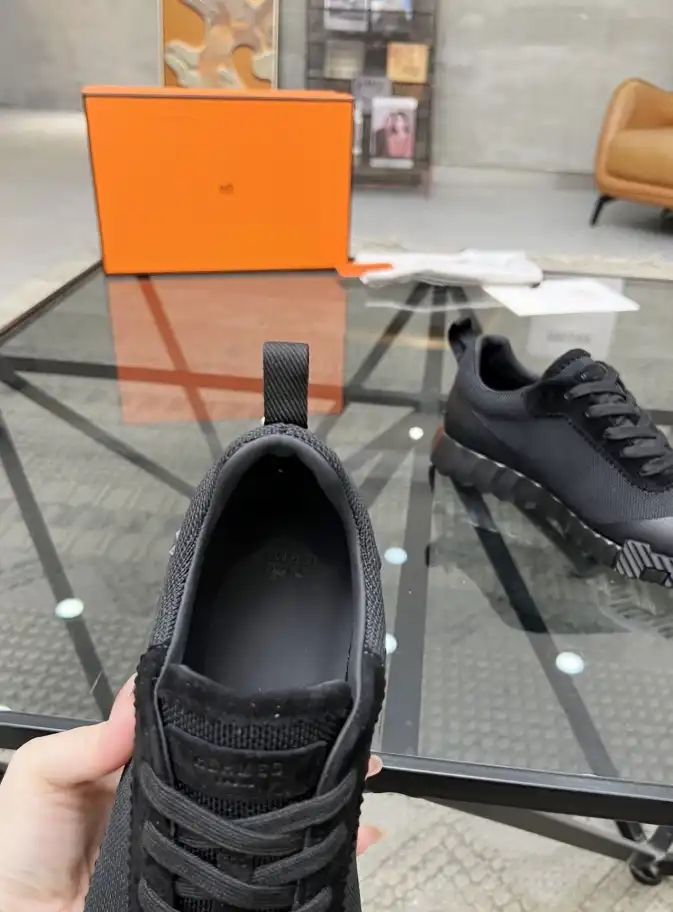 hype Hermes Casual Shoes