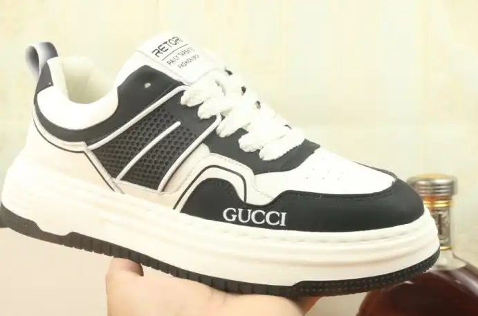 hype Gucci Sneakers