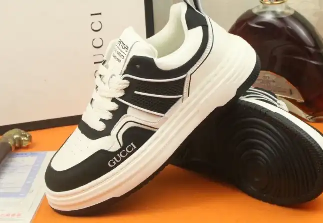 hype Gucci Sneakers