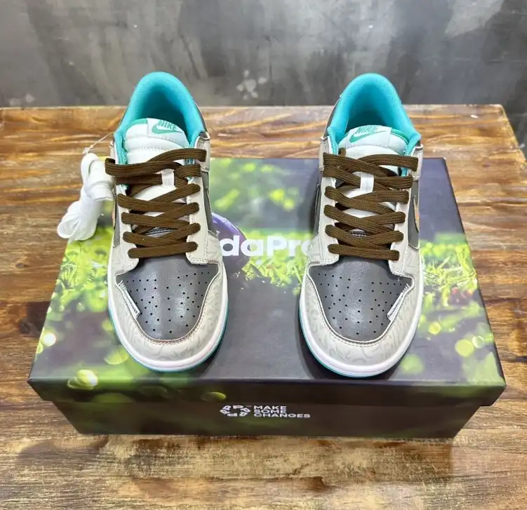 hype Nike Sneakers