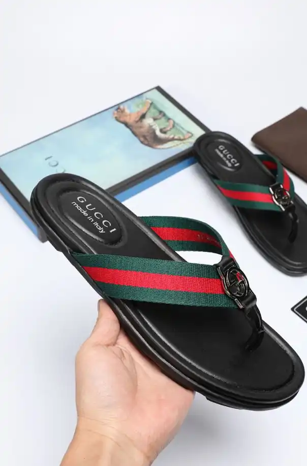 hype Gucci Slippers