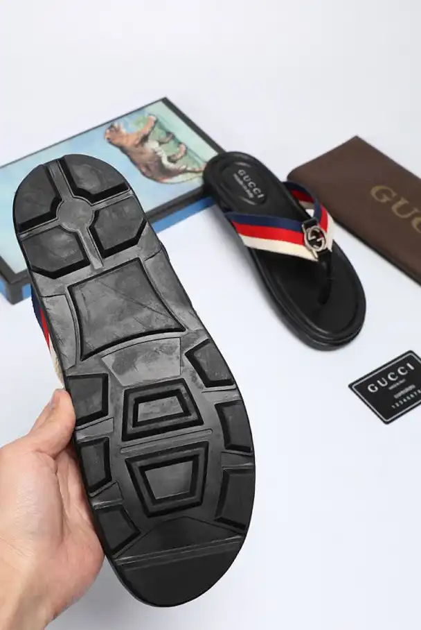 hype Gucci Slippers