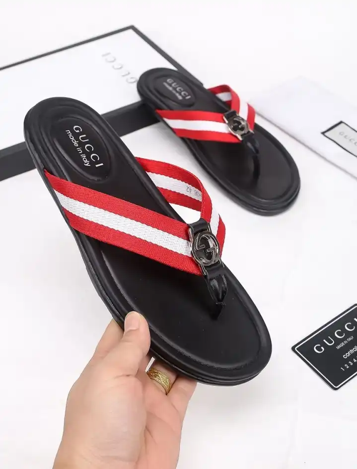 hype Gucci Slippers