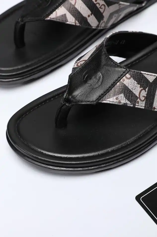 hype Gucci Slippers