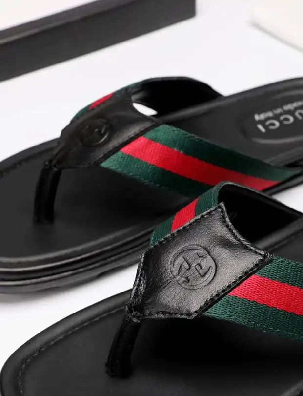 hype Gucci Slippers