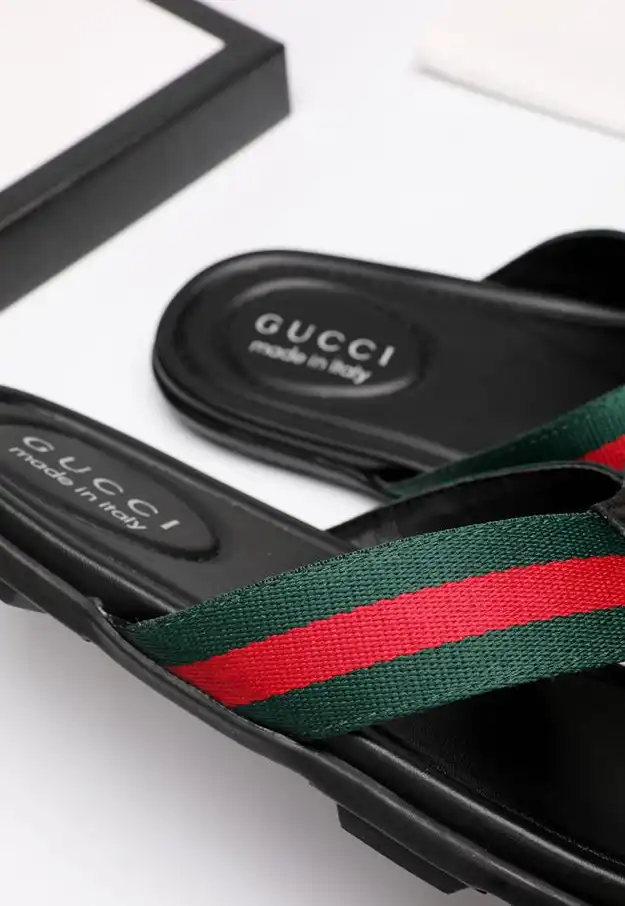 hype Gucci Slippers