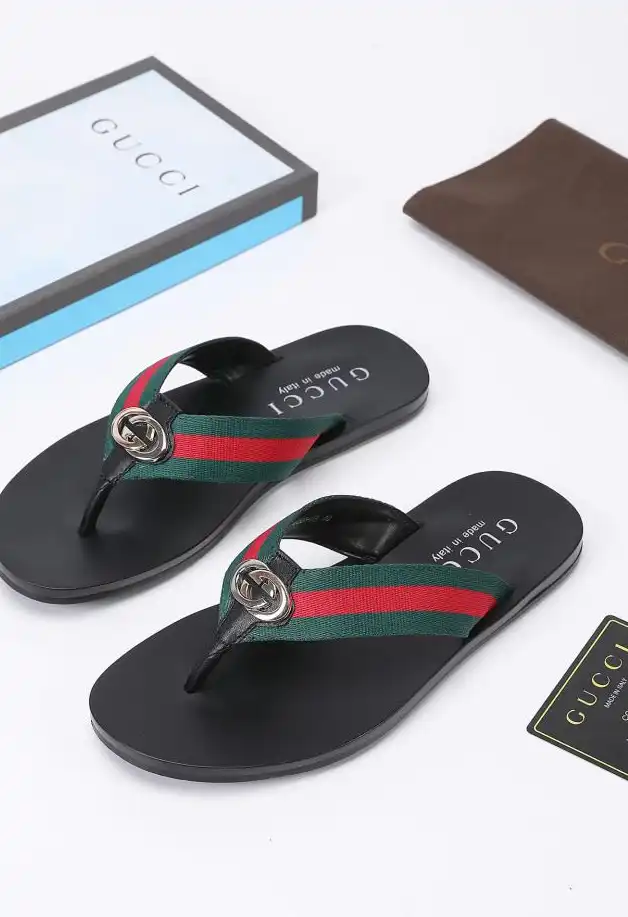 hype Gucci Slippers