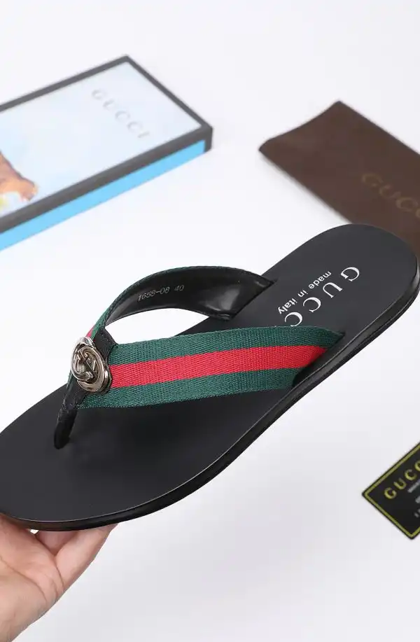 hype Gucci Slippers