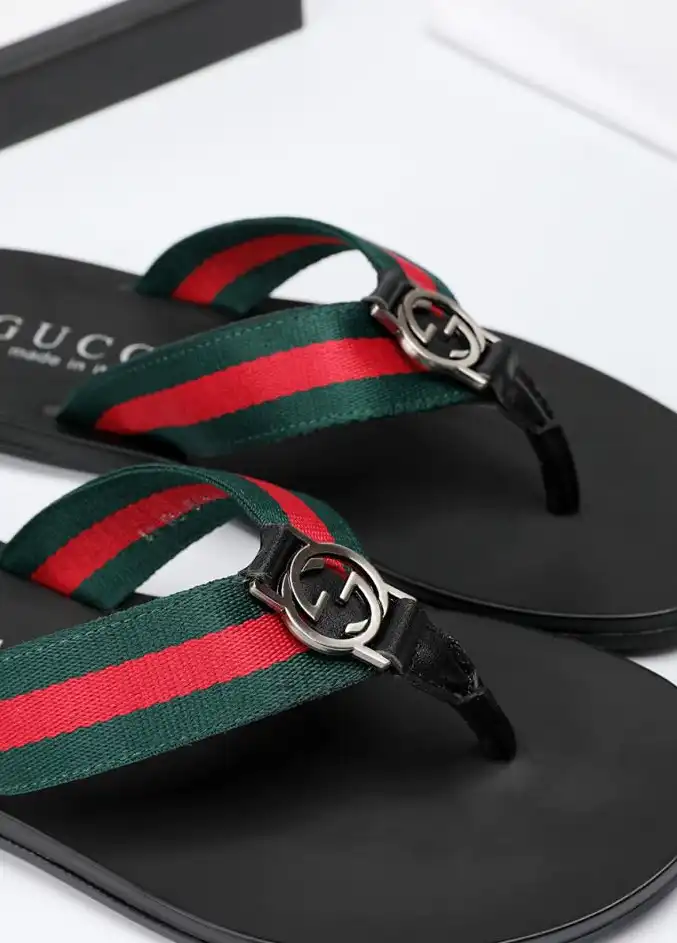 hype Gucci Slippers