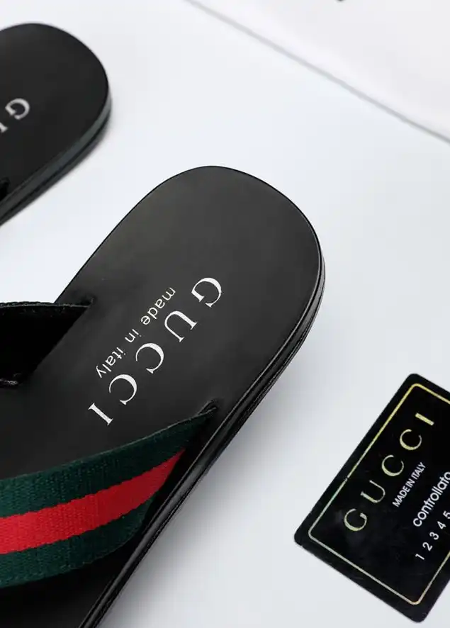 hype Gucci Slippers