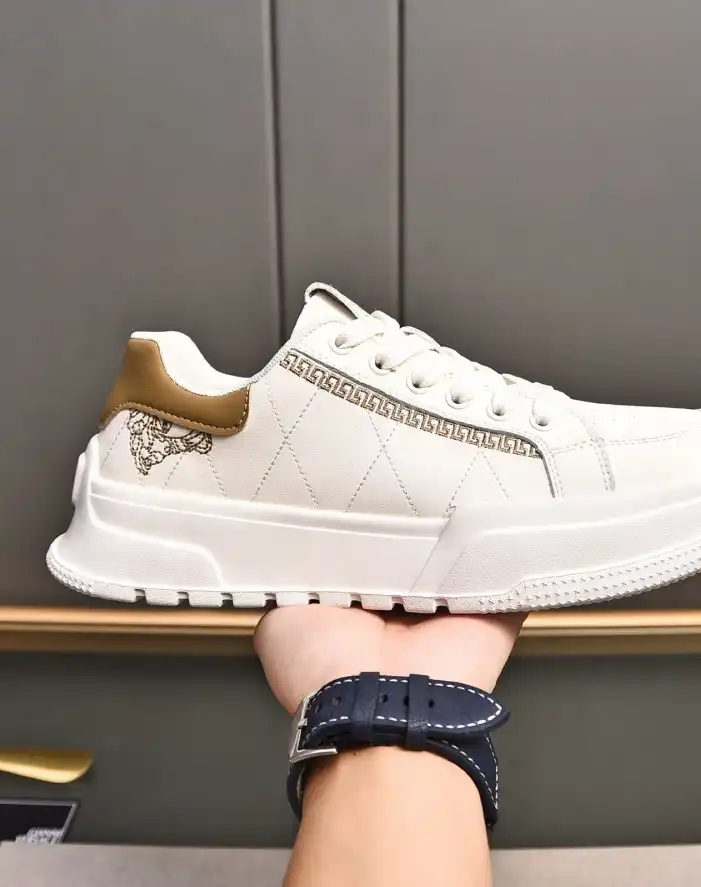 hype Givenchy Sneakers